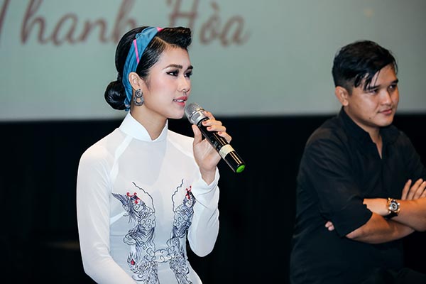 ba xa luong the thanh khoe ve dep diu dang voi ao dai truyen thong