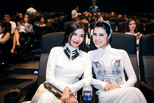 ba xa luong the thanh khoe ve dep diu dang voi ao dai truyen thong