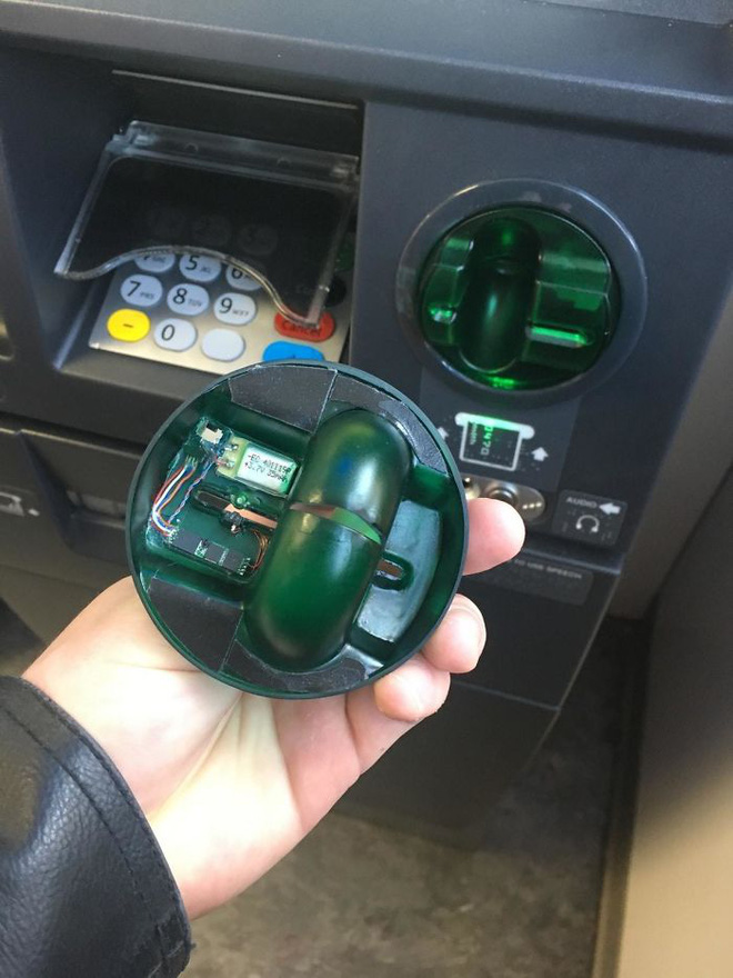 canh giac voi nhung thiet bi danh cap tien va mat khau the atm cuc ky tinh vi tren khap the gioi