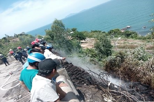 da nang chay tren nui son tra do lai xe vut tan thuoc la