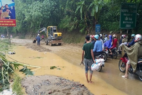 cac tinh vung nui bac bo mua lon va dong