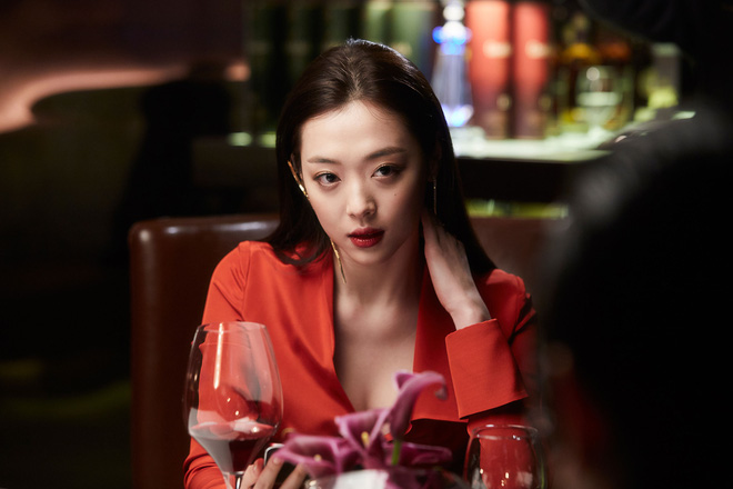 soc sulli bi lo anh nude chua lau lai ro ri them canh cuc nong voi kim soo hyun trong phim