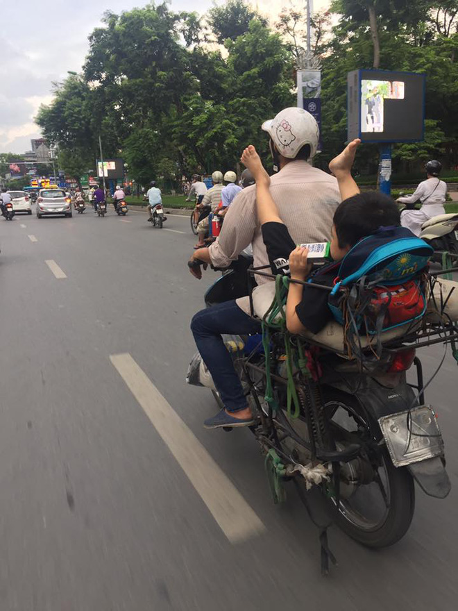 khoanh khac tren pho ha noi khien nguoi ta vua thuong vua gian