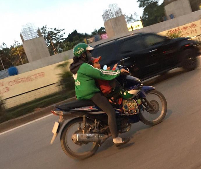 khoanh khac tren pho ha noi khien nguoi ta vua thuong vua gian