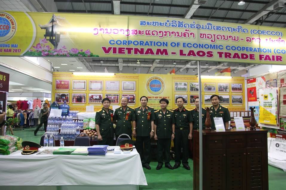 120 don vi doanh nghiep tham gia hoi cho thuong mai viet nam lao 2017
