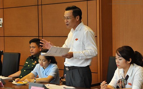 nhieu tranh luan ve viec xu ly tai san bat minh