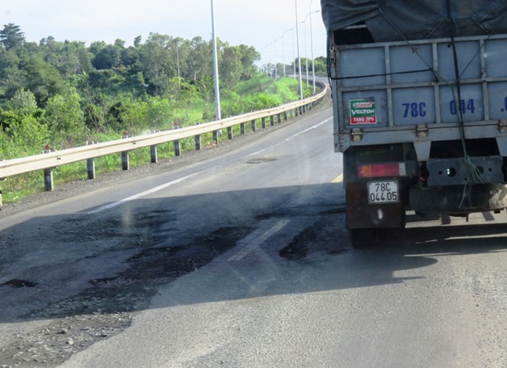 di tim ly do 35 dia phuong ngam quyet toan gpmb du an giao thong