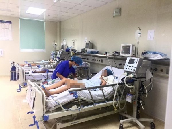 be gai 13 tuoi hon me bac si canh bao benh viem nao nhat ban vao mua