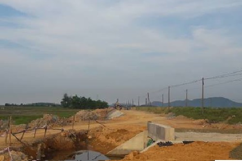 cong trinh gan 69 ty dong o ha tinh thi cong cau tha xem thuong tinh mang nguoi dan