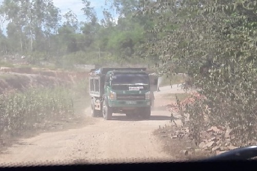 nha may gach tuynel nam thai su dung dat nguyen lieu trai phep va gay o nhiem moi truong