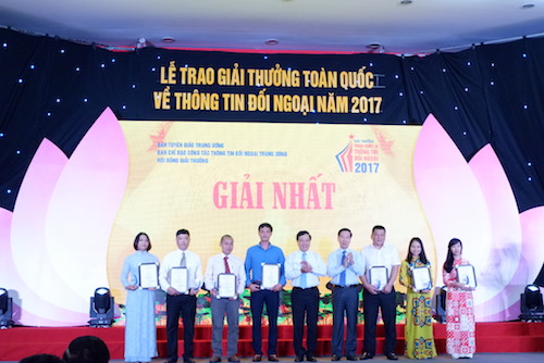 67 tac pham dat giai thuong toan quoc ve thong tin doi ngoai nam 2017