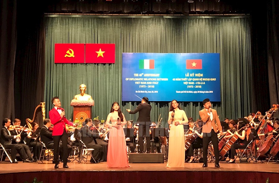tphcm ky niem 45 nam thiet lap quan he ngoai giao viet nam italia