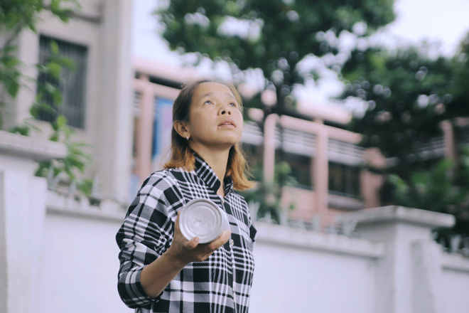 nguoi nhuom mau cho dan bo cau o nha tho duc ba gay tranh cai chung toi chi muon dan bo cau them sinh dong
