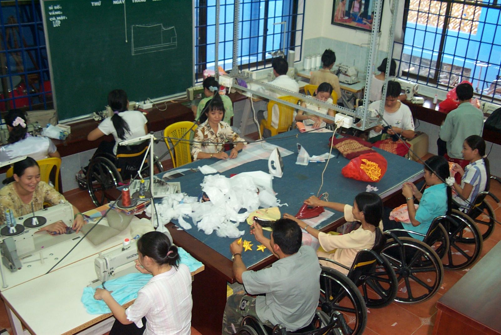 xay dung ngan hang dia chi nhan dao de keu goi ho tro cac doi tuong chinh sach