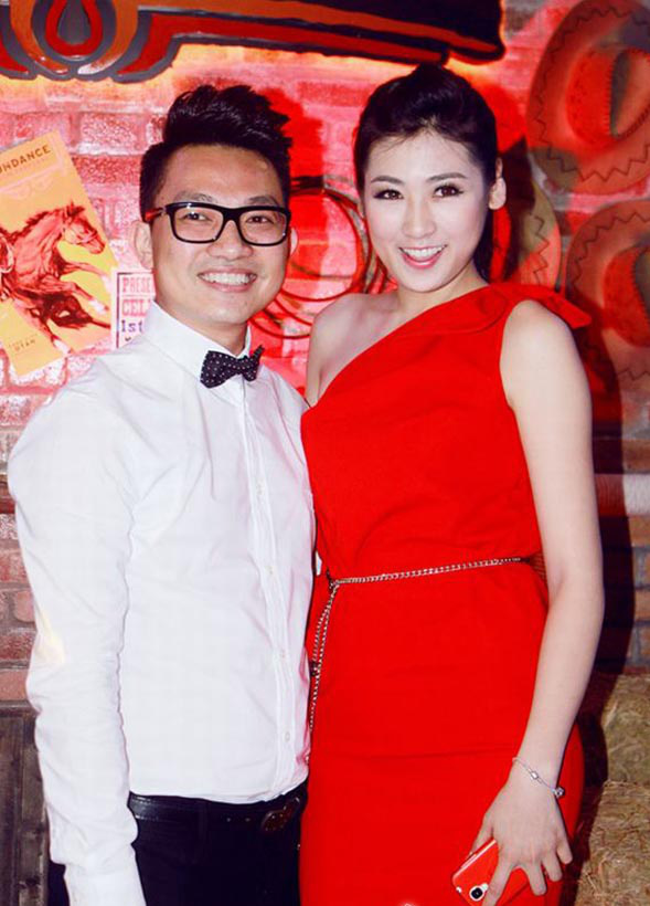 danh tinh ban trai dai gia noi tieng quyen luc cua linh nga