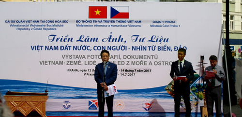 chu quyen bien dao viet nam duoc gioi thieu tai cong hoa sec