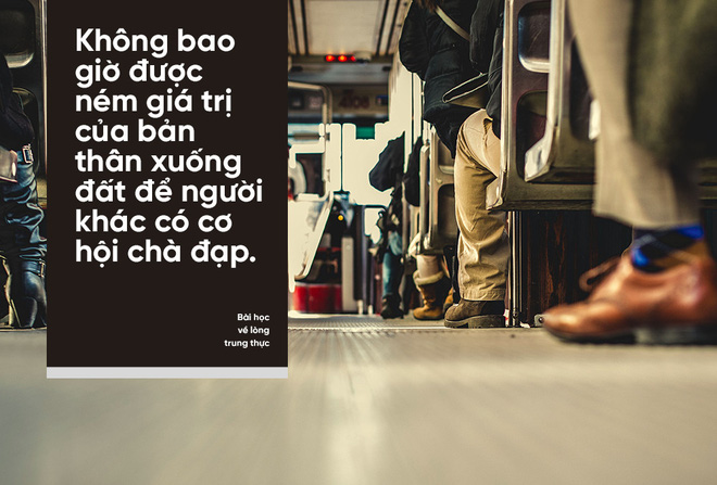 nu giam doc dua the tin dung cho nguoi an xin gap ngoai duong va bai hoc ve long trung thuc