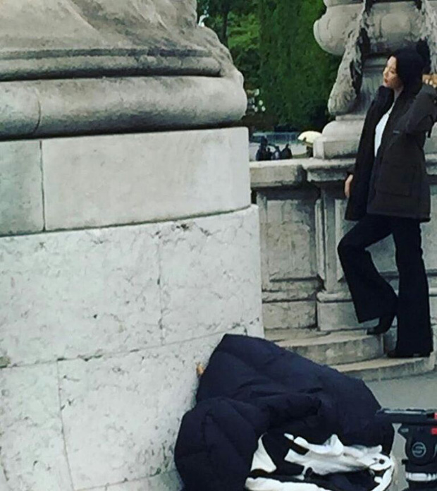 jun ji hyun vac bung bau sang phap quay quang cao