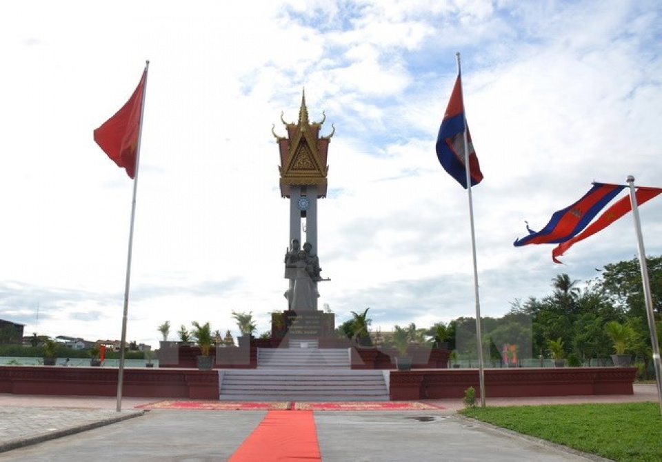 khanh thanh tuong dai huu nghi campuchia viet nam tai tinh battambang