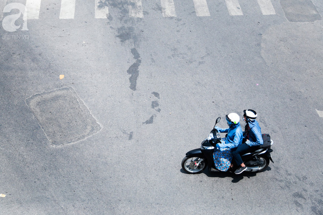 nang nong hon 40 do c nguoi dan ha noi chat vat tranh nang tu sang som