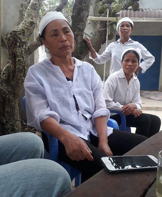 vu chong chem vo hang chuc nhat dao luc rang sang nan nhan cam chiu o canh cham soc chong du nhieu lan tinh mang minh bi de doa