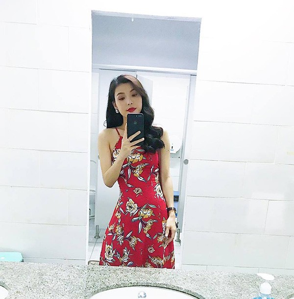 cuoc tinh ngan ngui voi mr can tro xuan nghi cua nu mc truyen hinh goi cam
