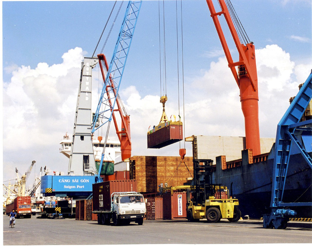 nikkei viet nam giong nhu anh nang sang choi trong bau troi u am cua trade war