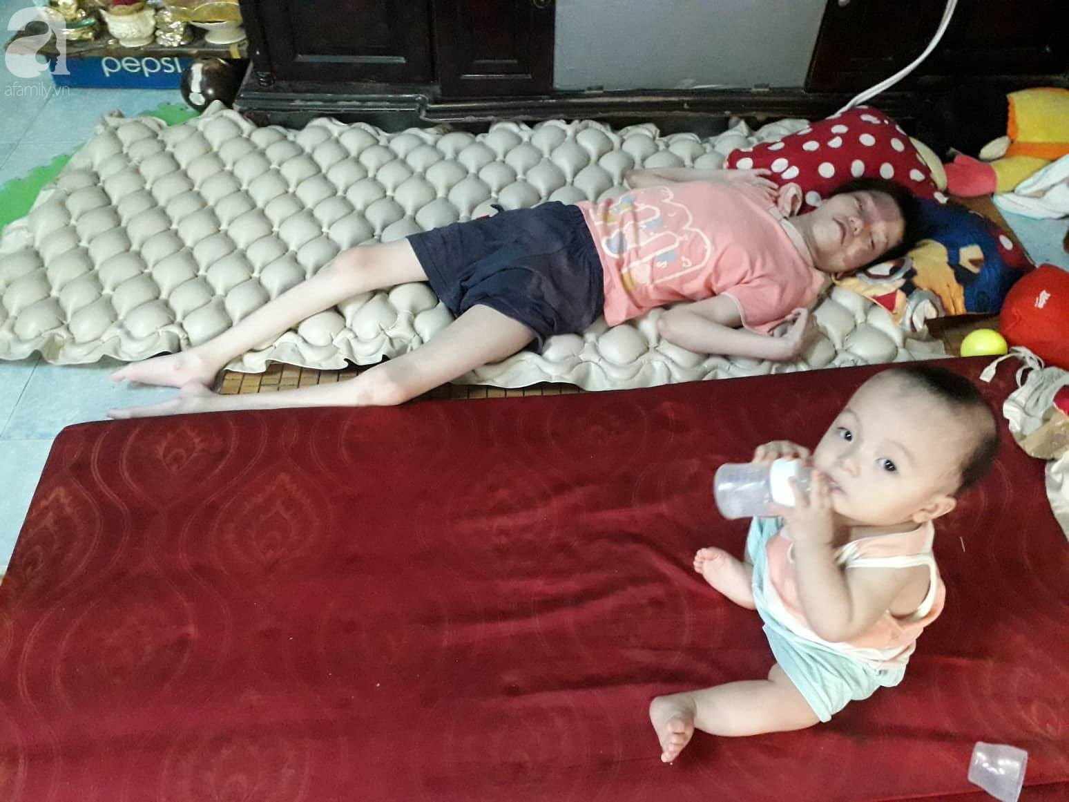 da nang nguoi me ngheo nuoi 3 con tho nheo nhoc bat luc nhin con gai 15 tuoi co giat vi benh u mau quai ac