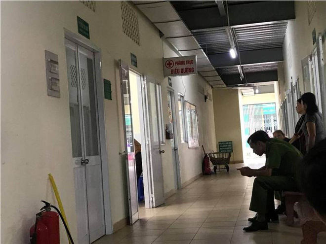 vu no sung khien 2 co gai bi thuong o sai gon 1 trong 2 nan nhan la ban gai cu cua nghi pham tung nhieu lan bi doa giet