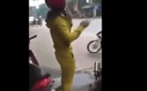 vu dai uy cong an nghi bi no sung cuop o to innova giua dem mot nguoi di cung da bo chay