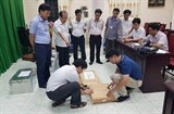 vu gian lan diem thi o hoa binh canh cao pho chu tich tinh bui van cuu