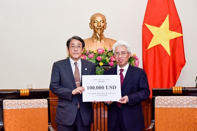 viet nam ho tro nhat ban 100000 usd khac phuc hau qua thien tai