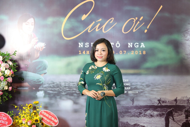 ca si to nga toi lo den noi bat khoc chi so dien vien bi lam sao