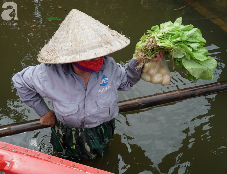 quoc oai ngap nang suot 10 ngay nguoi dan doi mat voi dich dau mat do va thieu nuoc sach
