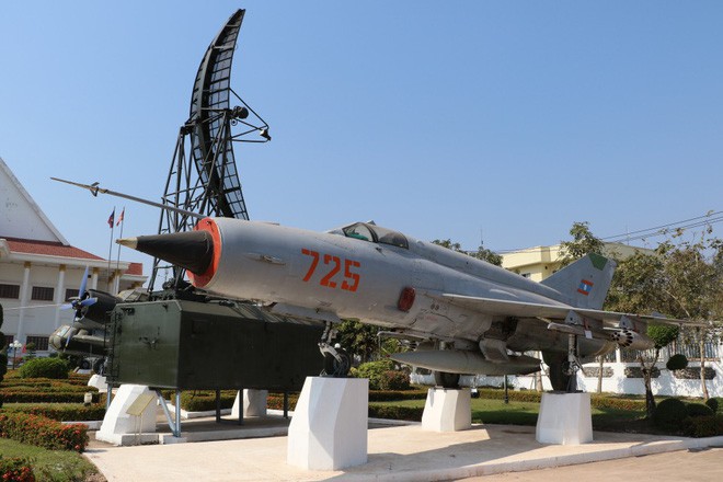 pv viet nam bat ngo kq lao vut quan tai bay mig 21 nhan may bay moi rat hien dai
