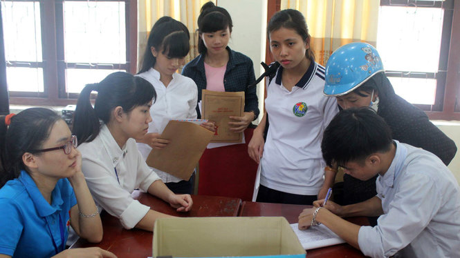 hon 1200 bai thi o nghe an duoc de nghi phuc khao