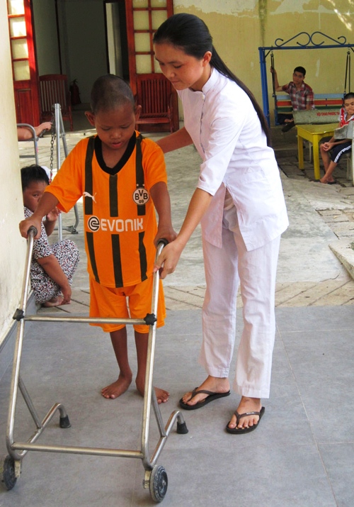ccv my vien tro 44426 usd du an cham soc tre so sinh va tre khuyet tat tinh quang nam
