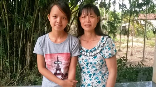 nu sinh 10 diem mon lich su am anh doi tay chai san cua me