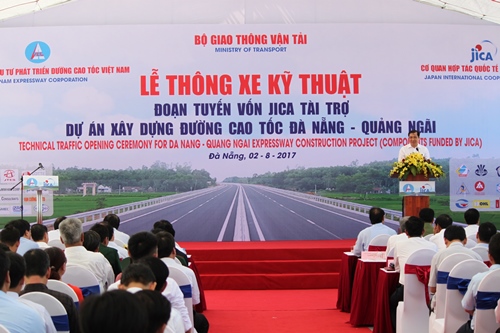da nang thong xe tuyen duong cao toc da nang quang ngai