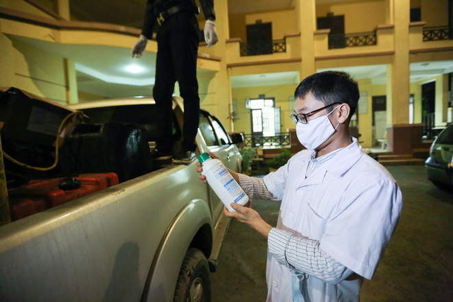 ha noi dung voi rong phun thuoc diet muoi phong dich sot xuat huyet tren toan thanh pho