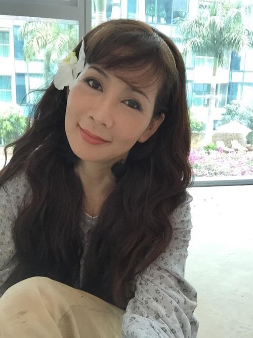phim co trang viet an khach 1 thoi pham cong cuc hoa sau 30 nam nguoi chet tre nguoi van co don
