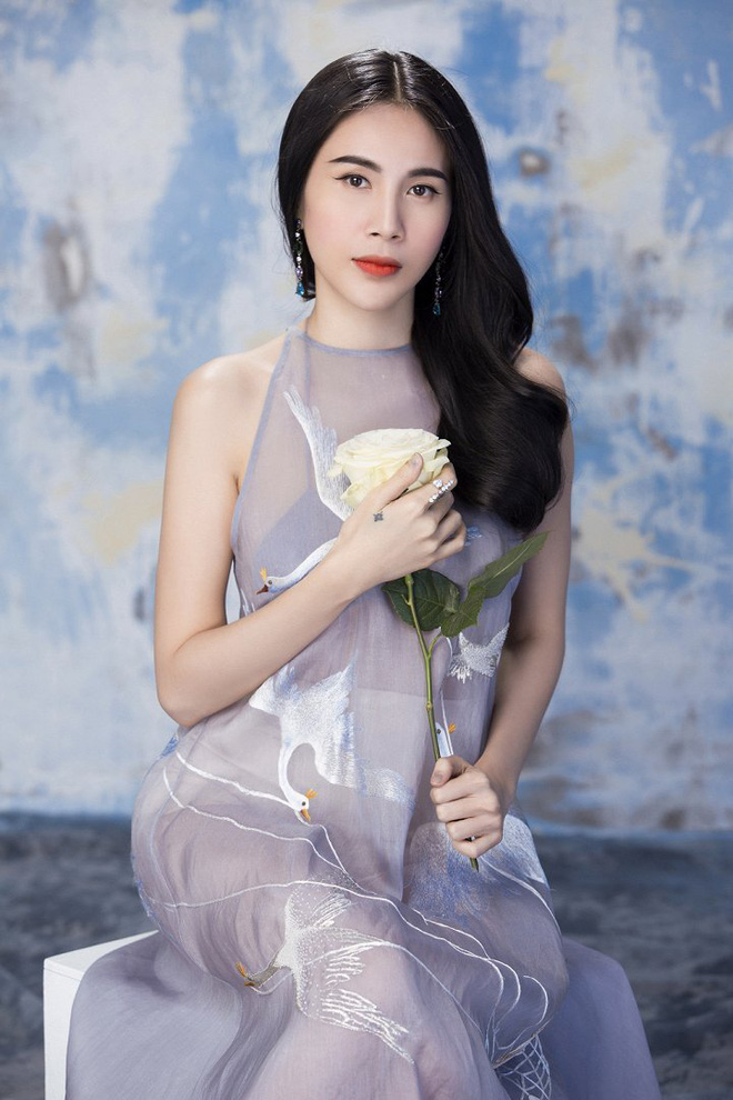 thuy tien noi ve chuyen giau con gai be gao co tai nang gi dau ma phai khoe