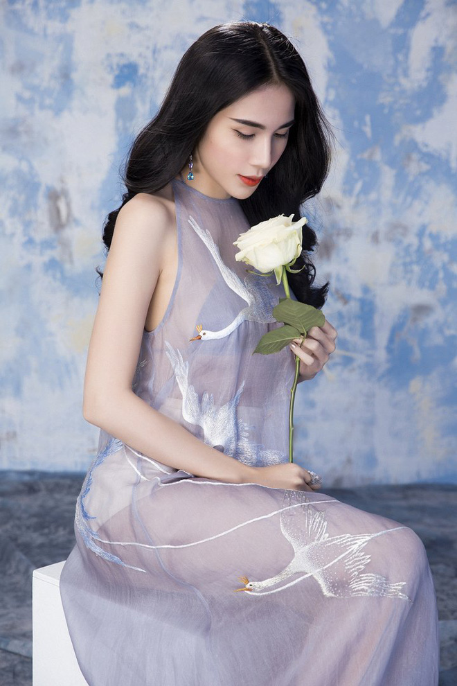 thuy tien noi ve chuyen giau con gai be gao co tai nang gi dau ma phai khoe