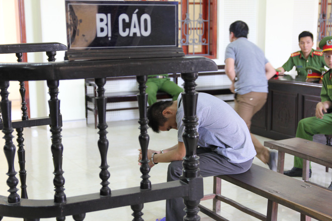 pham toi hiep dam bi cao xin phep khong trinh bay truoc toa vi qua xau ho