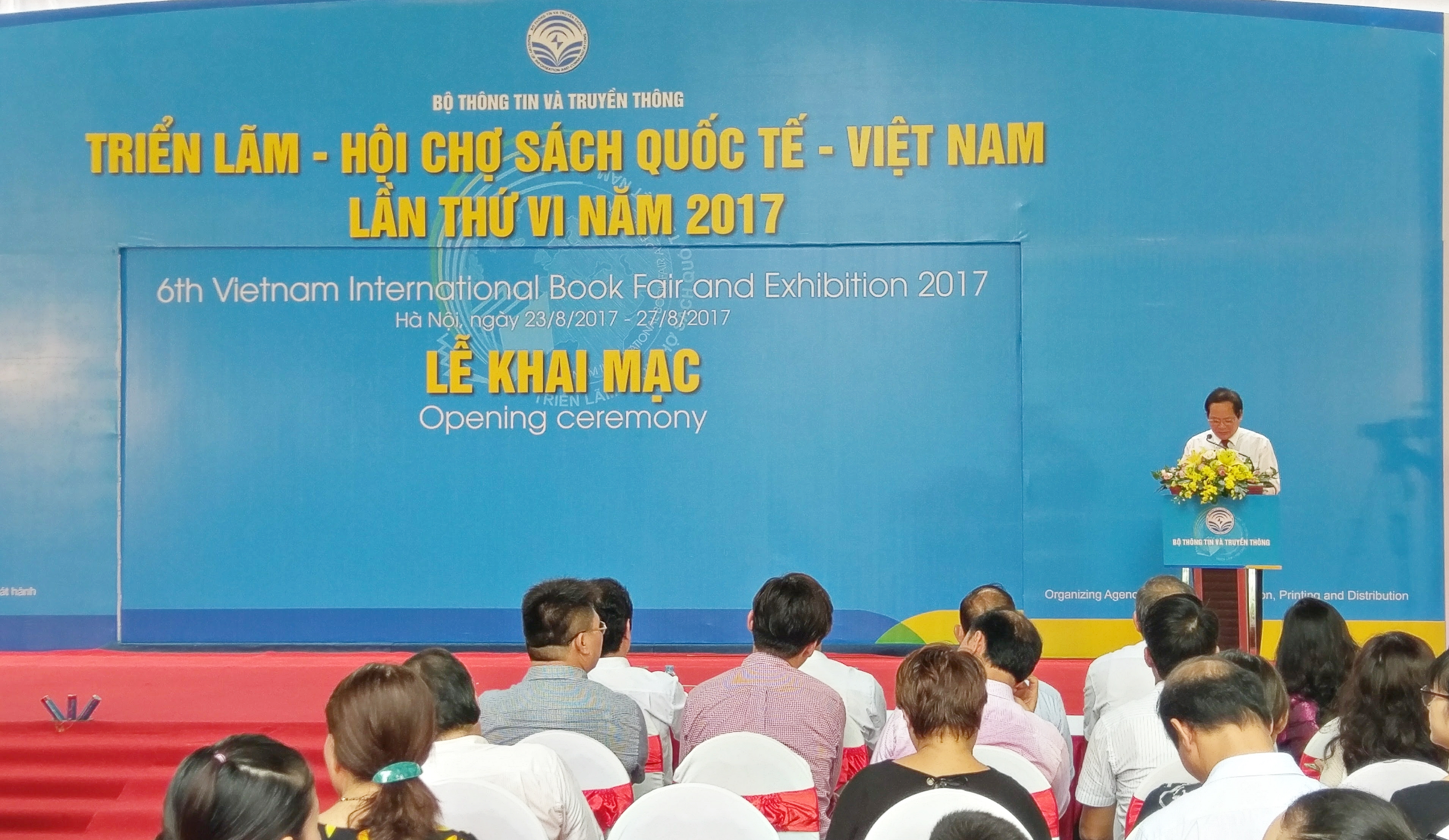 nhieu hoat dong phong phu tai trien lam hoi cho sach quoc te lan thu 6