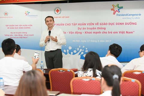 hoi chu thap do thuc hien de an phat trien the chat tri tue cho tre em viet