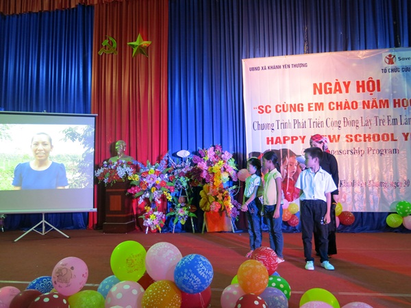 save the children cung em chao nam hoc moi