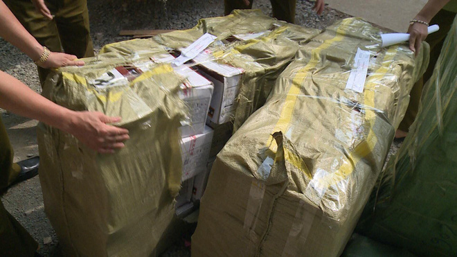 ha noi mat phuc thu giu 10000 goi banh trung thu sieu re khong ro nguon goc