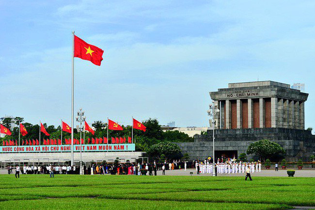 lang chu tich ho chi minh mo cua tro lai tu ngay 168