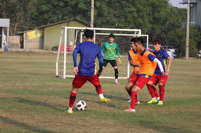 olympic viet nam be quan luyen cong san sang quyet chien nepal
